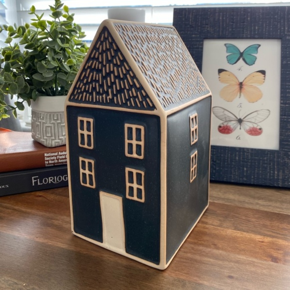 🪷Anthropologie | Ceramic Town House | NWOB